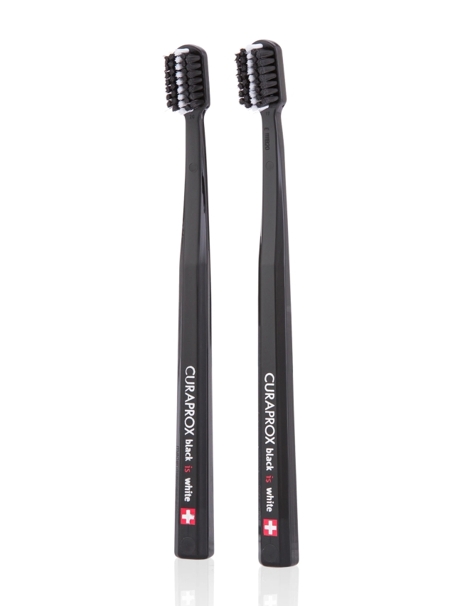 Duo Black Is White Toothbrushes - 2x
