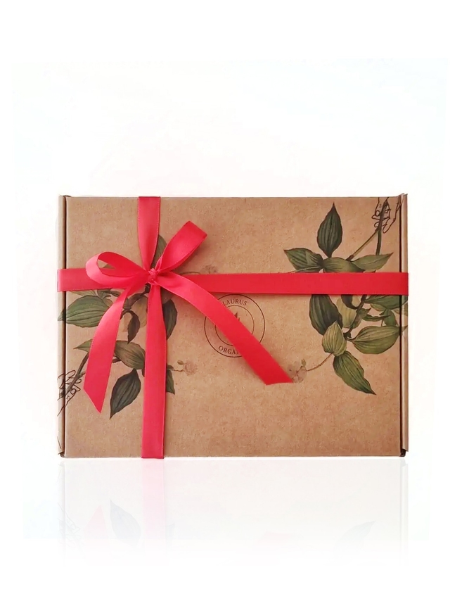 Organic Soap & Care For Him Giftbox - Giftbox